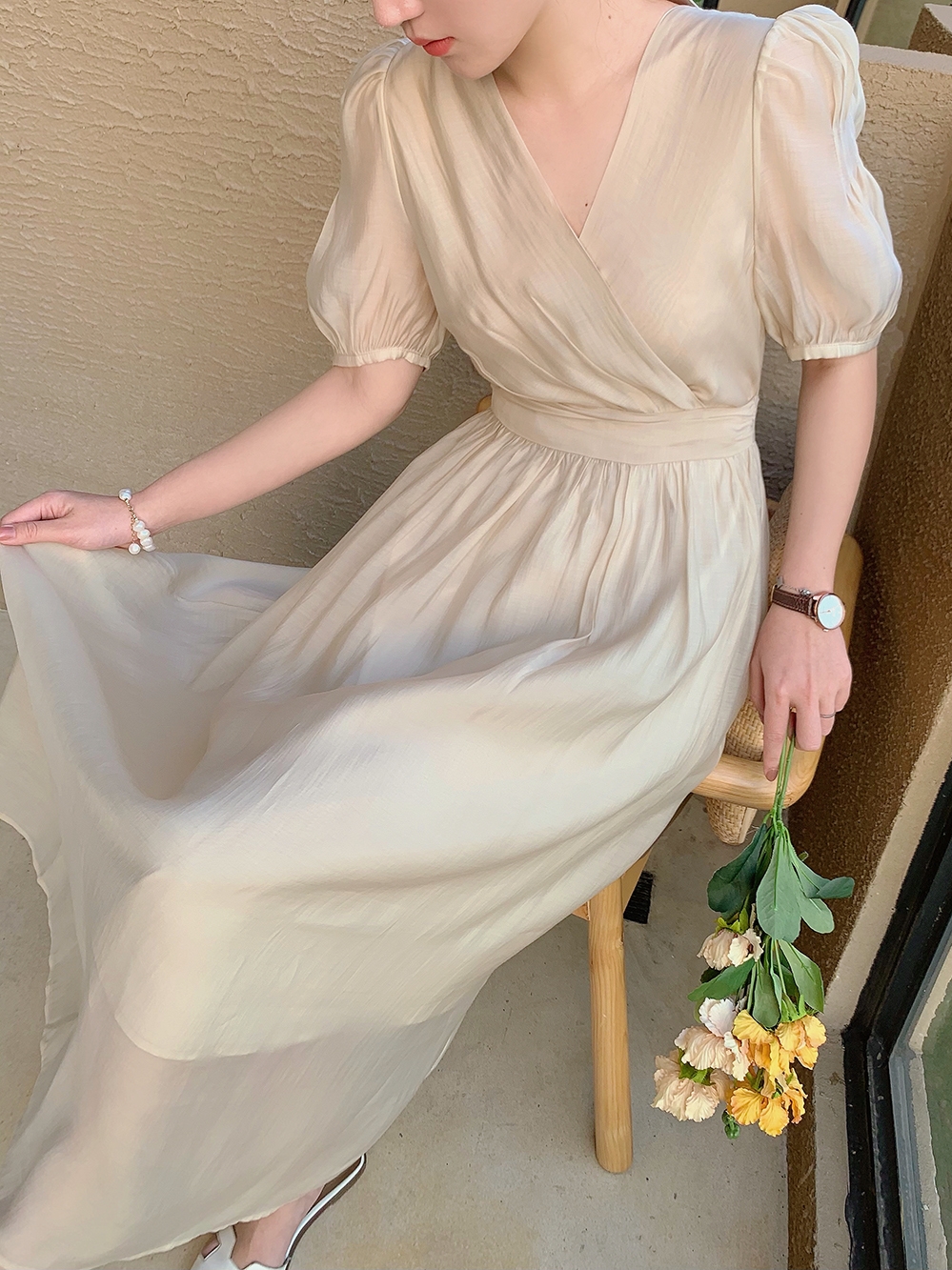 天丝森系轻纱仙女裙薄款长裙V领收腰泡泡袖连衣裙夏