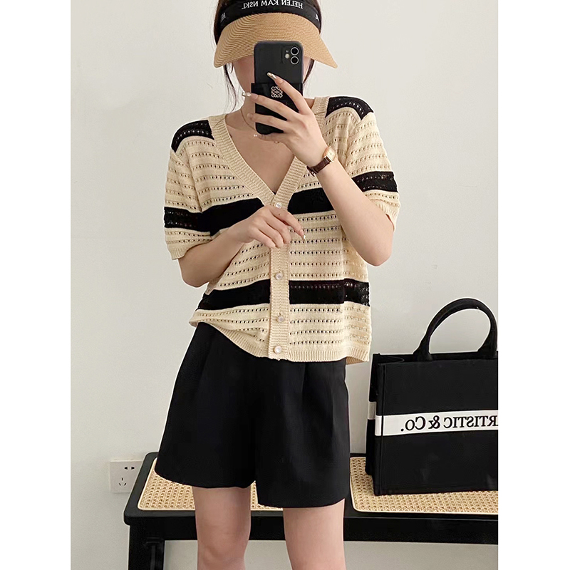 夏季新款镂空条纹短袖针织衫女v领微透薄款小性感开衫