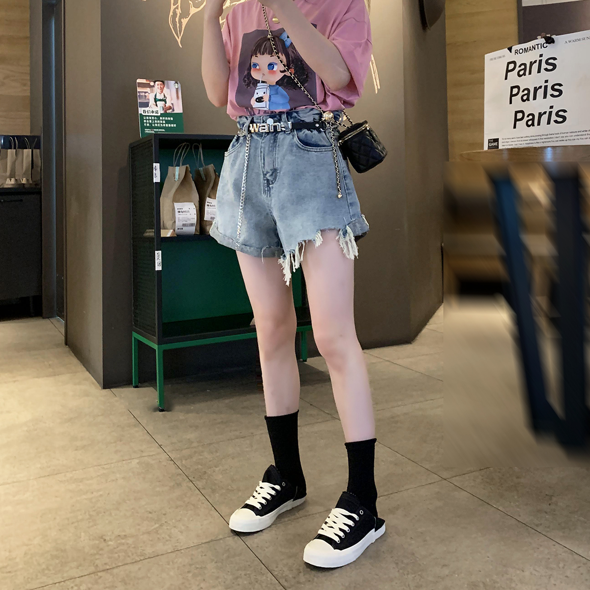 高腰卷边破洞流苏牛仔短裤女松紧腰显瘦阔腿设计感甜辣热裤配腰带