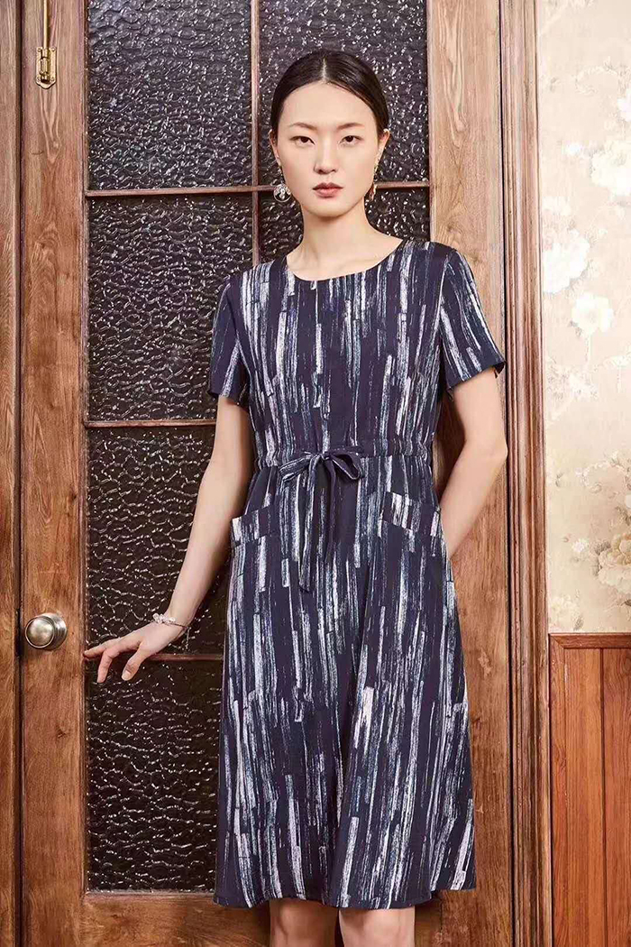 夏韩版真丝连衣裙 短袖宽松系带妈妈桑蚕丝A字裙