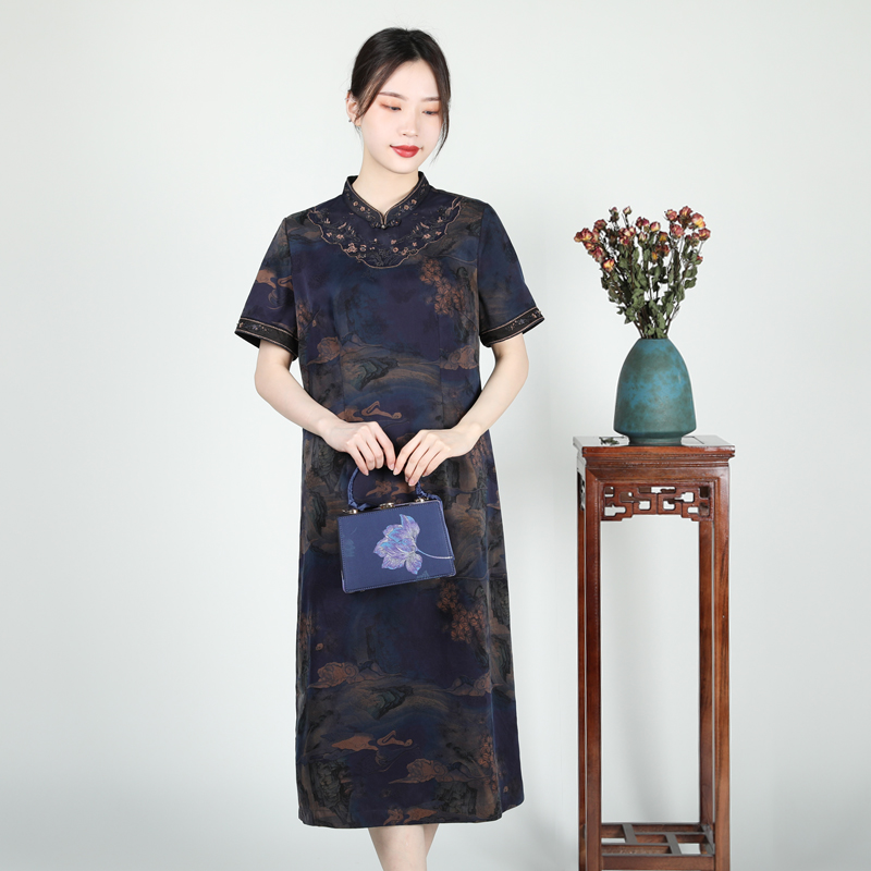 夏季新款旗袍裙短袖桑蚕丝提花香云纱高档立领连衣裙