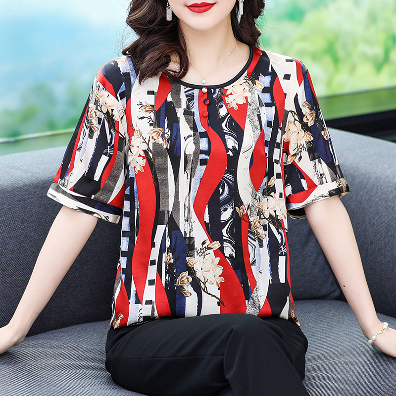 妈妈时尚真丝T恤中老年女装上衣服高端桑蚕丝小衫缎面