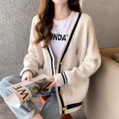 新款宽松慵懒风小熊春秋毛衣开衫潮